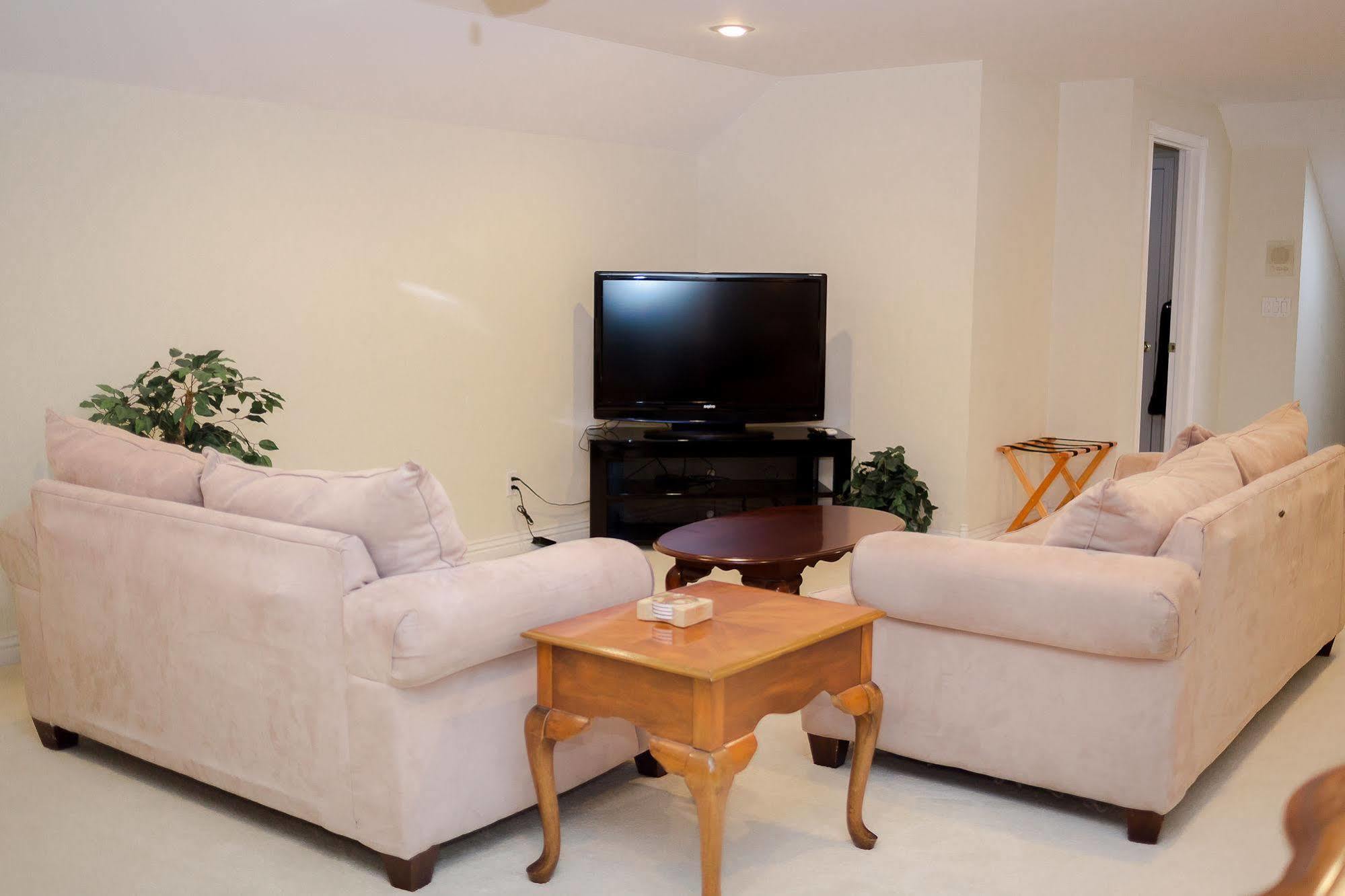WaynesvilleLafayette Grand Manor公寓 外观 照片