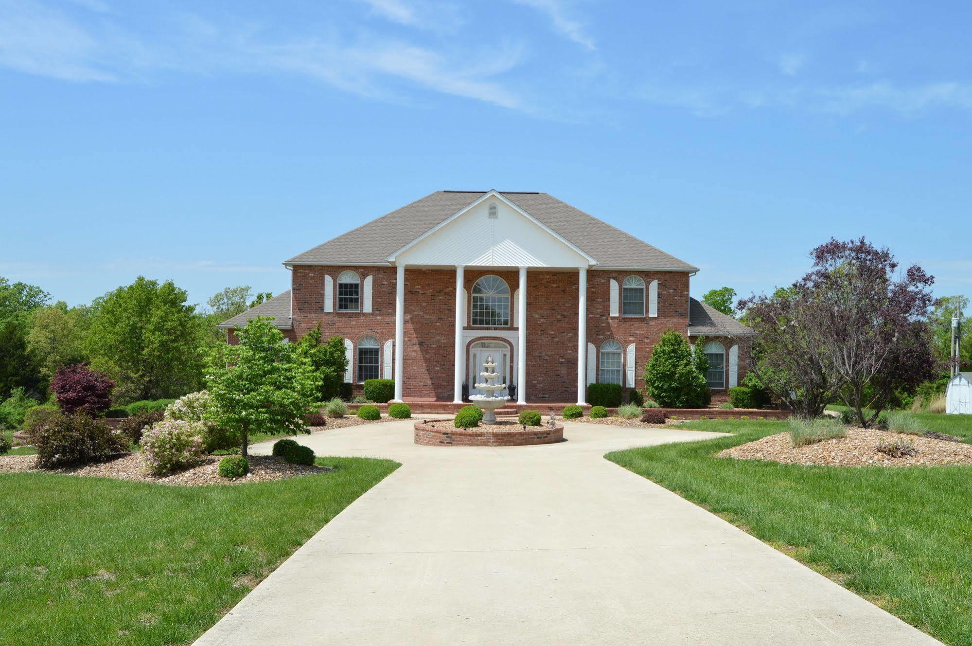 WaynesvilleLafayette Grand Manor公寓 外观 照片